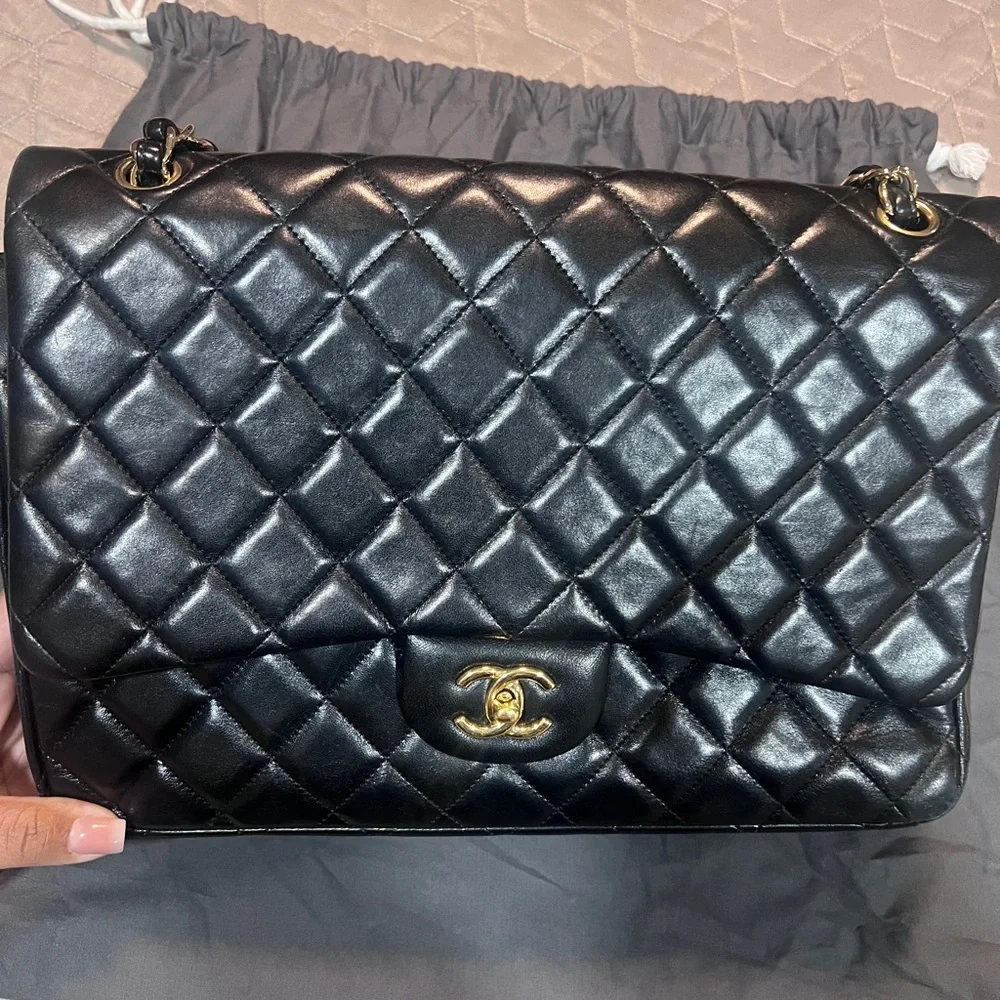 Chanel Lambskin Quilted Maxi Single Flap - Picture 1 of 17